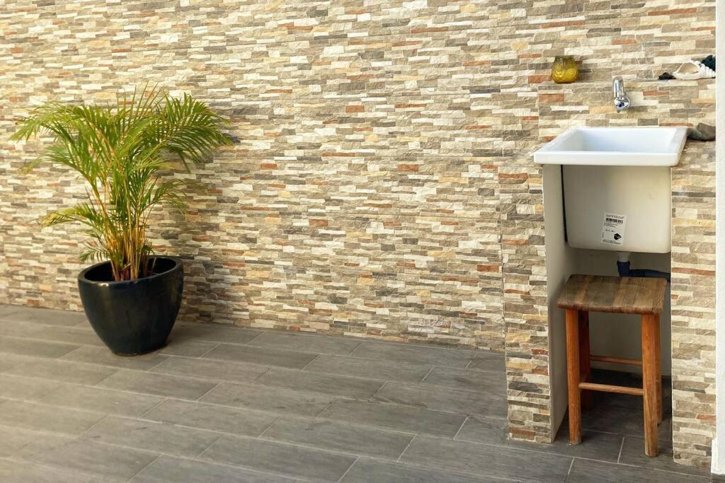Vivenda Espacosa E Luminosa Villa Quelfes Kültér fotó